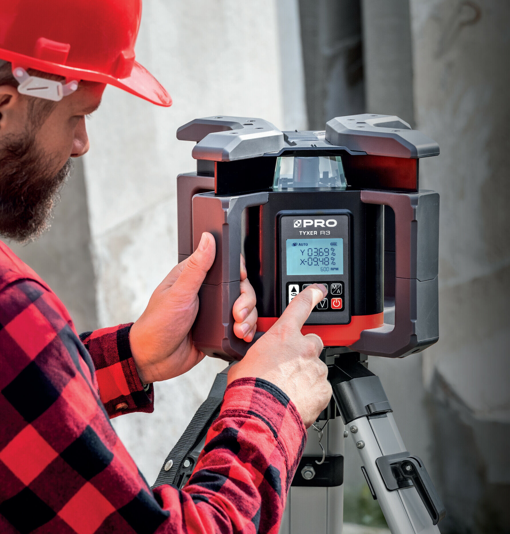 Laserowy Niwelator Rotacyjny TYXER R3 Digital-mm (cyfrowy, czerwona wiązka, detektor mm) PRO - obrazek 7