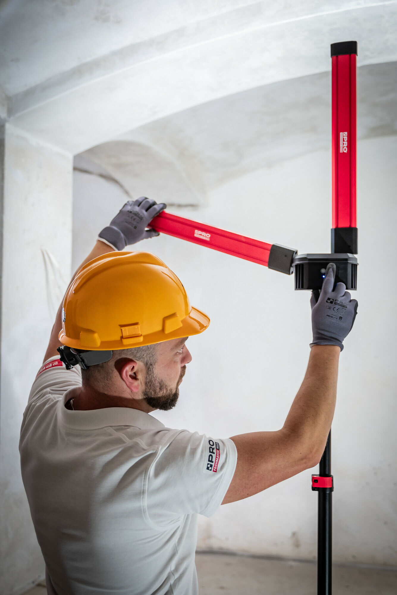 REFLEKTOR LED STOJĄCY Z POKROWCEM, SKŁADANY AKUMULATOR LI-ION 10000LM 2x50W - obrazek 7