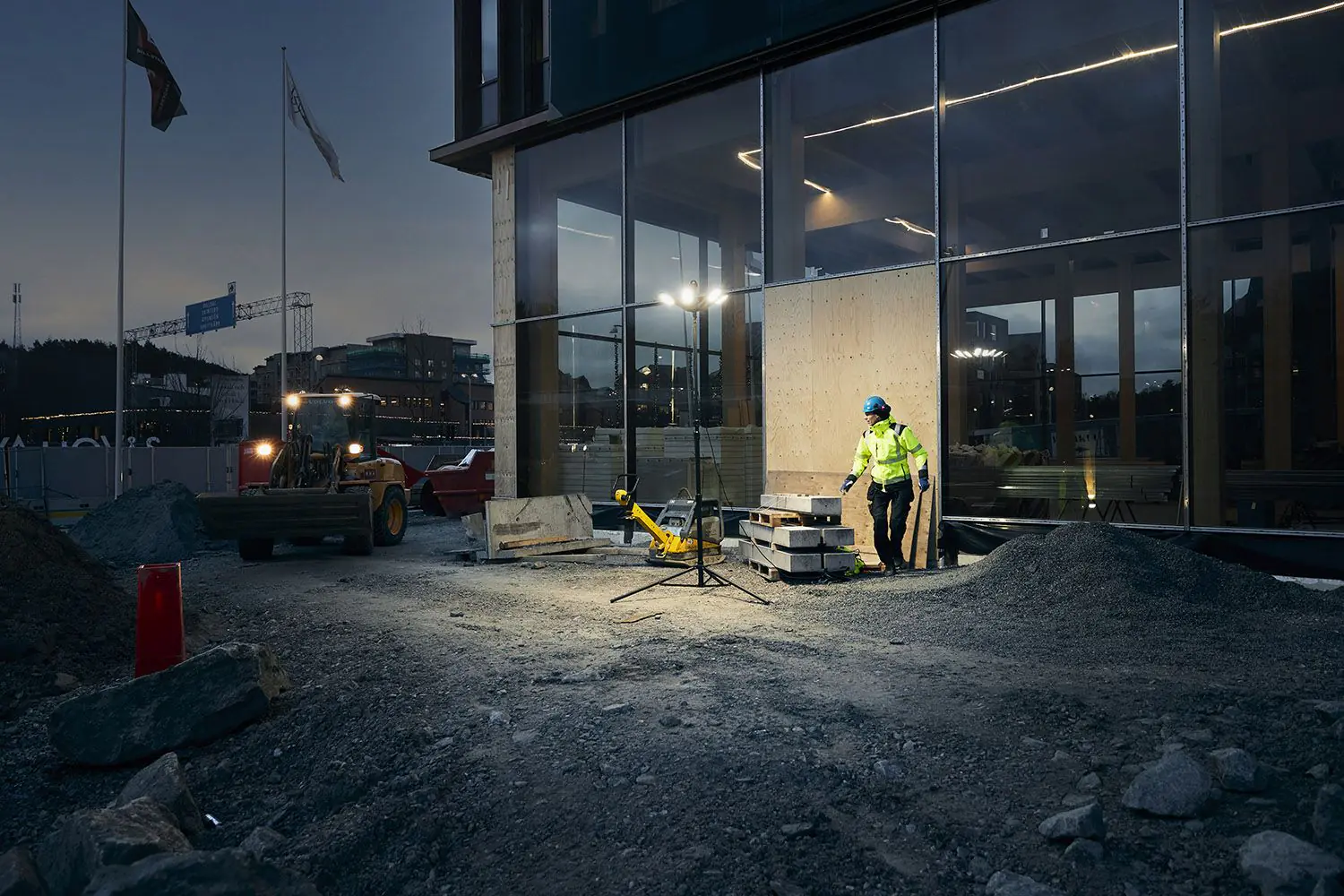 Lampa robocza Starburst 16000 APP - obrazek 4