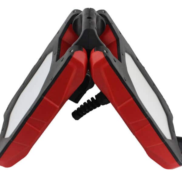 Reflektor LED IP54 2 x 20 W z gniazdem 230 V