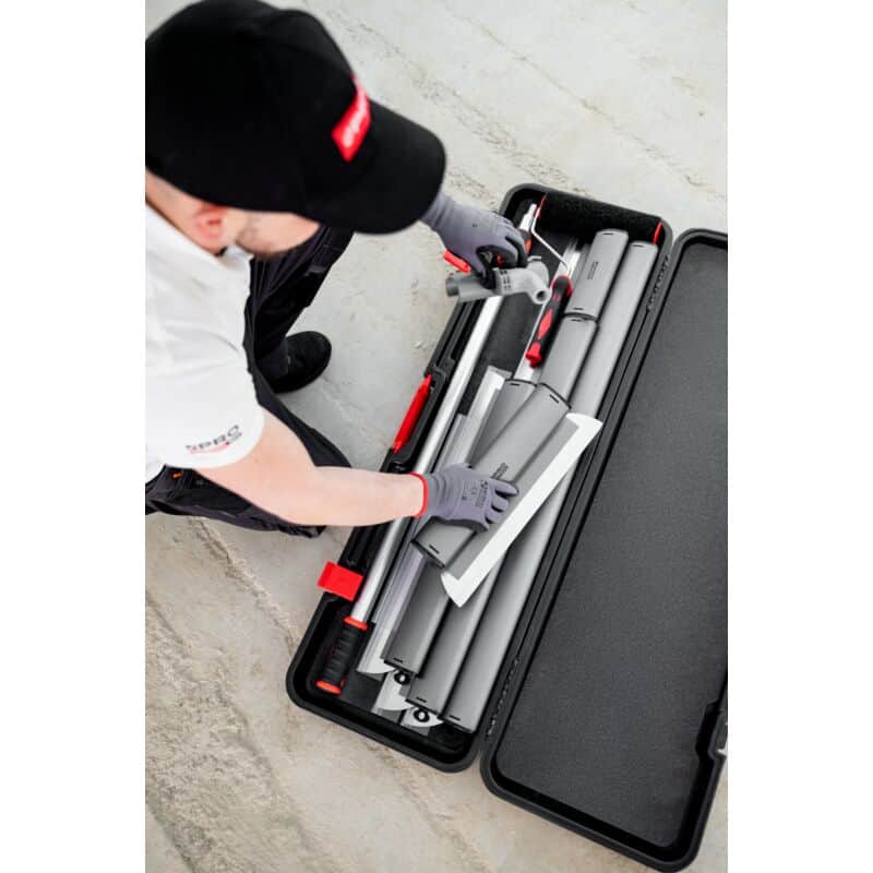 Zestaw szpachli do gładzi PRO PC447 9 el. – aluminiowe szpachle z kijem teleskopowym 4 Zestaw szpachli do gładzi PRO PC447 9 el. – aluminiowe szpachle z kijem teleskopowym - obrazek 4