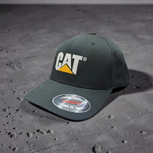 Czapka CAT Flexfit Logo Black – oryginalna czapka Caterpillar z haftowanym logo CAT, elastyczne dopasowanie rozmiar S/M