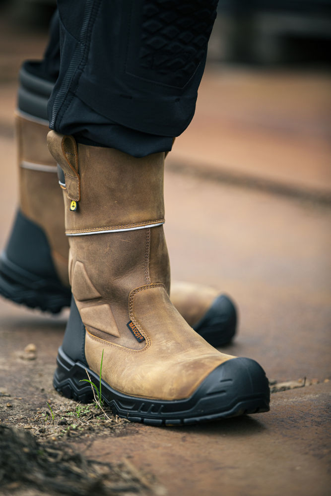 Buty ochronne MASCOT ORIGINALS F1003-715-5409 S3S – skórzane Rigger Boot, bez metalu, MASCOLAYER®, ESD, SR 28 Buty ochronne MASCOT ORIGINALS F1003-715-5409 S3S – skórzane Rigger Boot, bez metalu, MASCOLAYER®, ESD, SR - obrazek 28